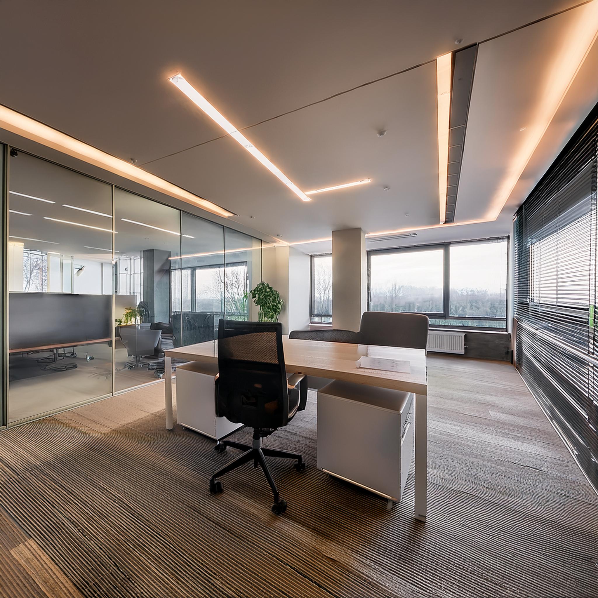 Elegantes Büroambiente mit klassischem Design